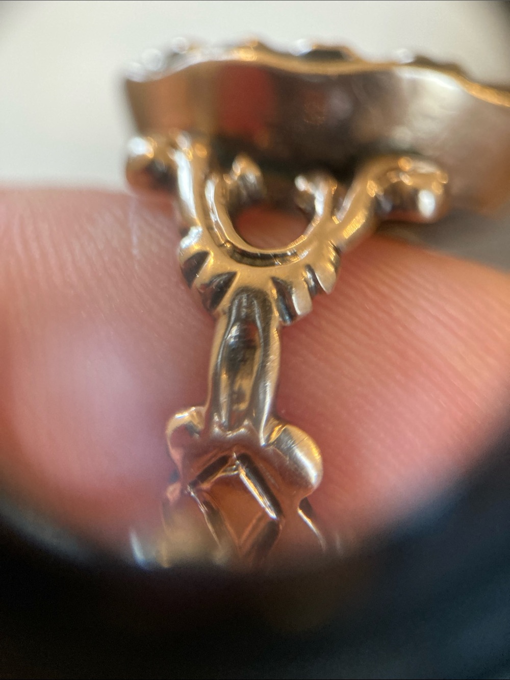 Antique Victorian? Carved Carnelian Intaglio Engraved Gold Ring - Picture 4 of 17